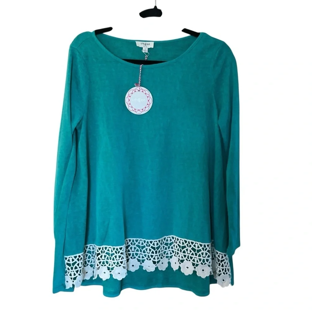 Umgee Teal Long Sleeve Tunic Top w/ Crochet Lace Hem – NWT – Size Small
